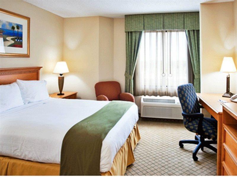 Holiday Inn Express & Suites - Nearest Universal Orlando, An Ihg Hotel Exterior foto