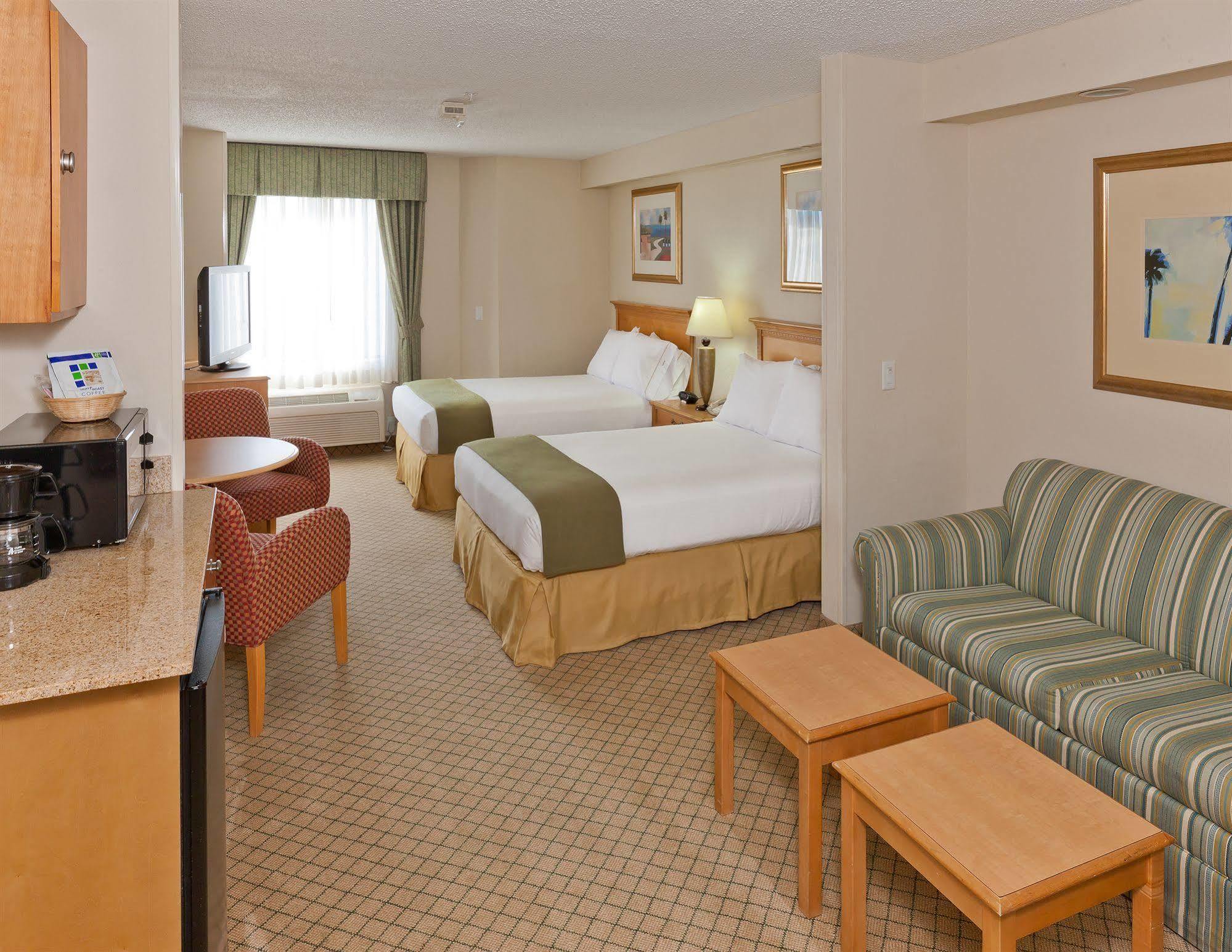 Holiday Inn Express & Suites - Nearest Universal Orlando By Ihg Exterior foto