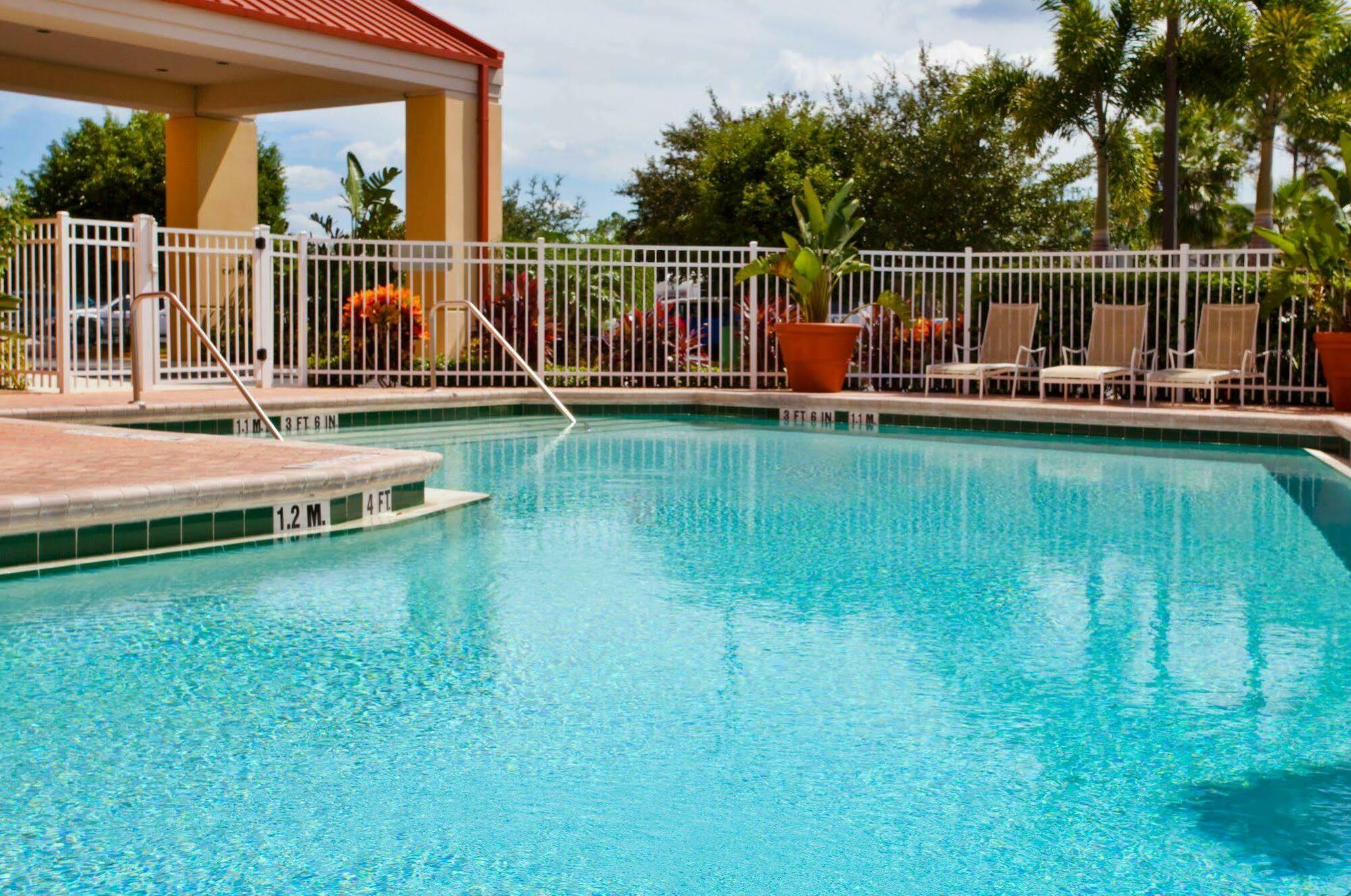 Holiday Inn Express & Suites - Nearest Universal Orlando By Ihg Facilidades foto